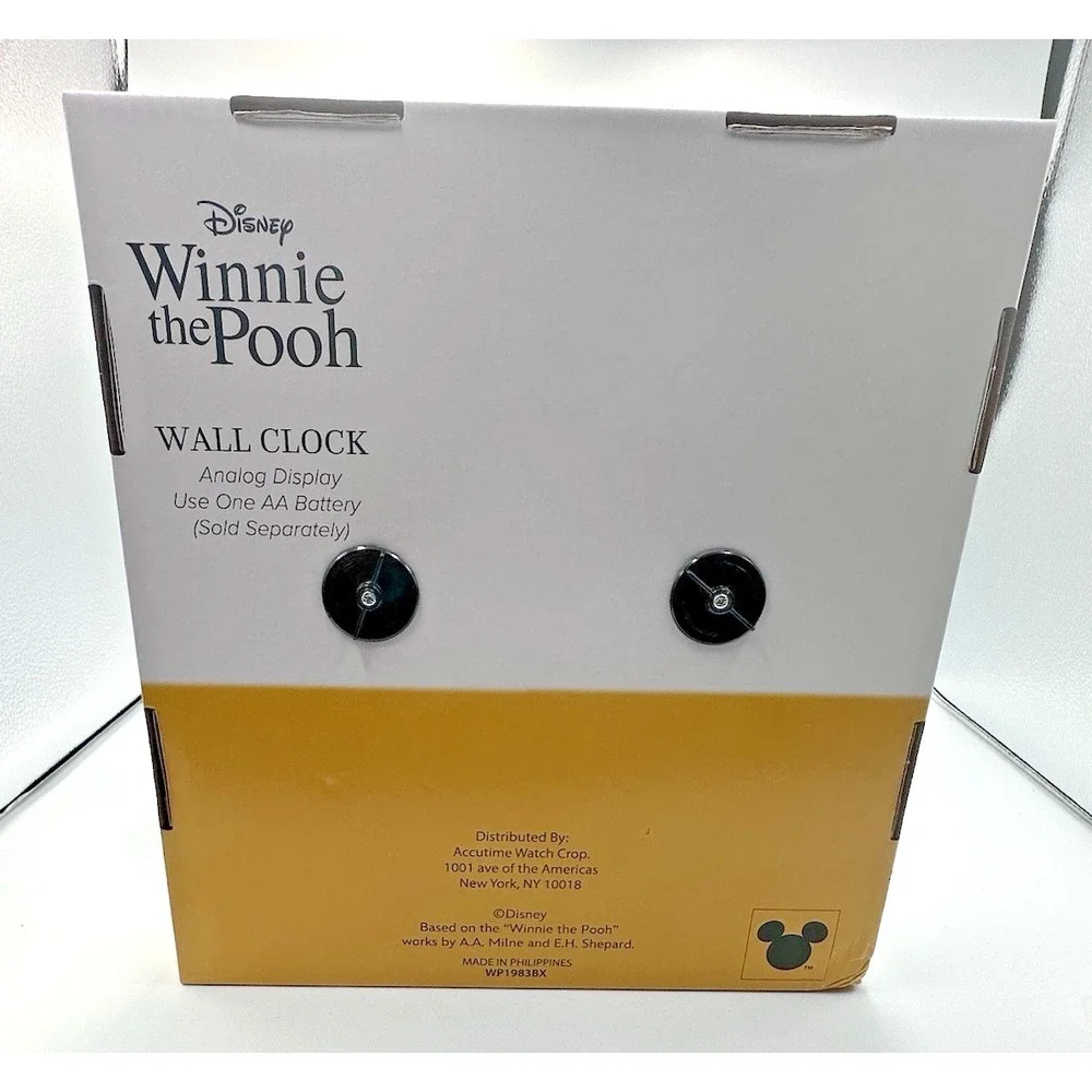 Disney Winnie The Pooh plastic wall clock 10